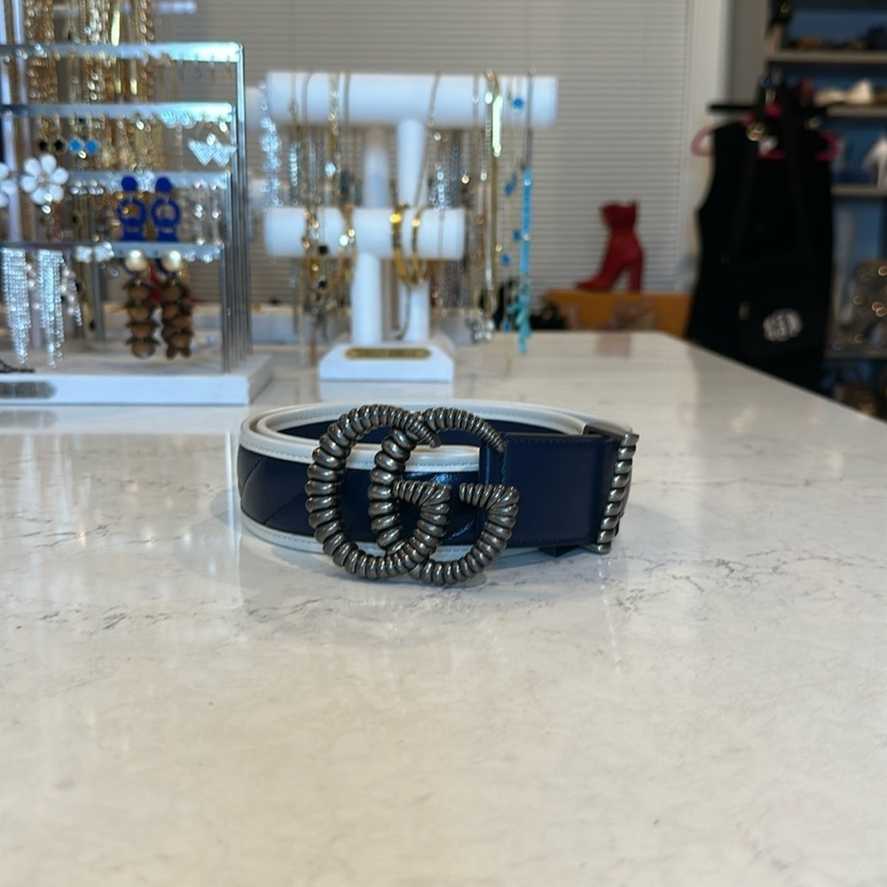 Authentic Gucci Marmont navy and white leather belt size 80